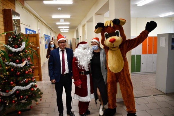 Mikołaj wyruszył w trasę.