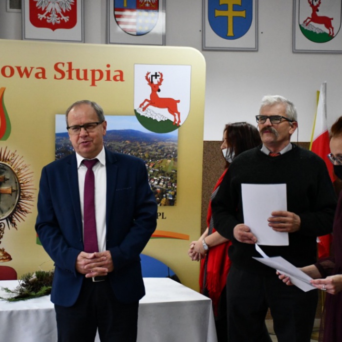 Stypendia dla uczniów od Towarzystwa Przyjaciół Nowej Słupi.